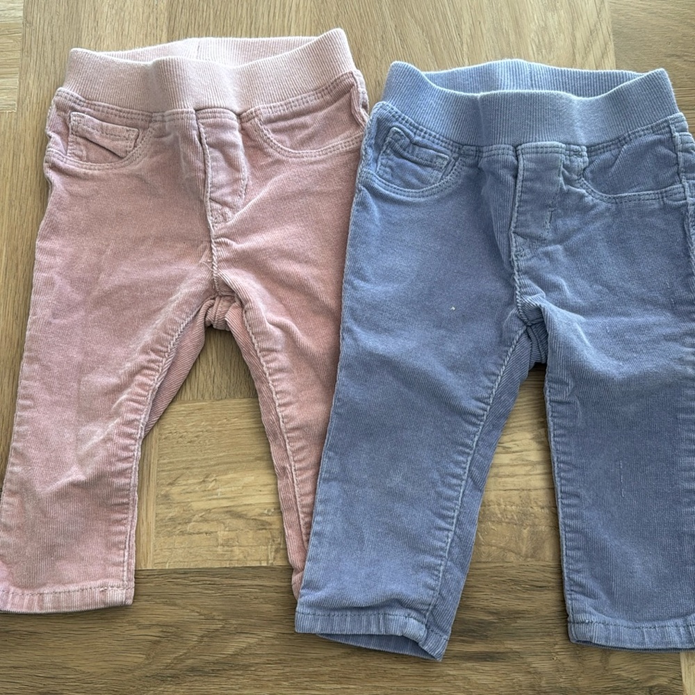 Baby Gap 6-12 month Cords. Like new.